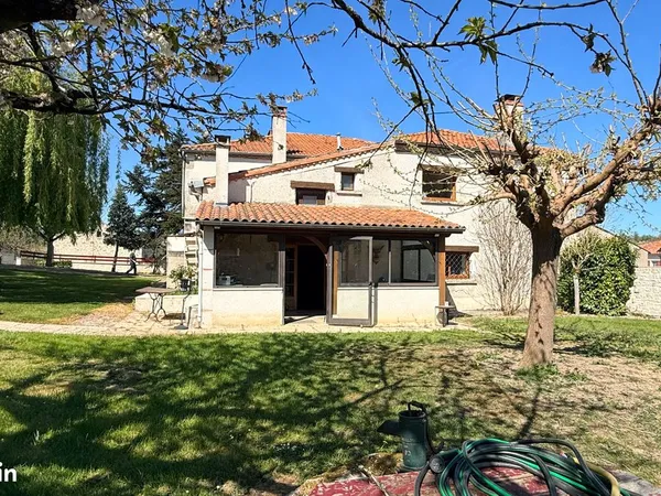 Maison pierre de 200 m2