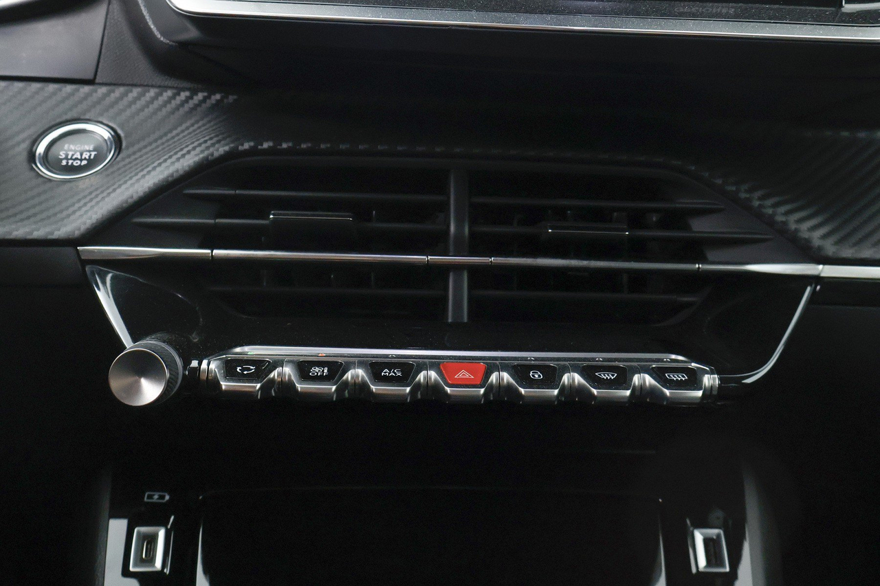 Peugeot 2008 — photo 24