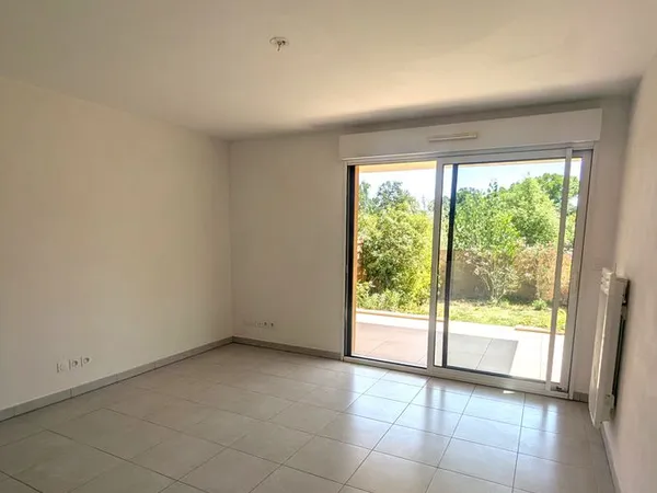 T2 aix-en-provence - jardin 53 m² - terrasse - piscine - parking exclusivité bley's immobilier
