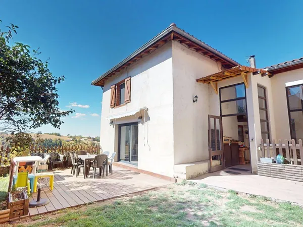 Maison 6 pièces 151 m²