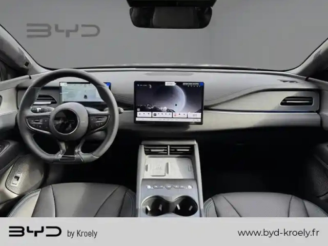 Byd Seal comfort lite 156 kw 212 ch — photo 11