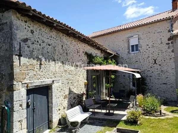 Maison charentaise rénovée 2023 · 145 m² · 4 chambres