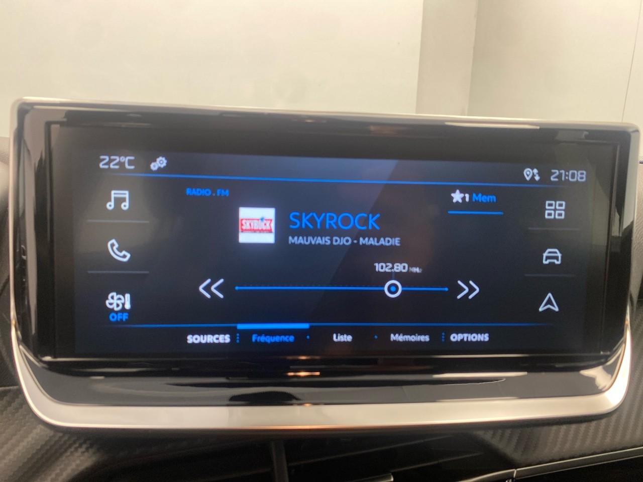 Peugeot 2008 100 s&s bvm6 style — photo 13
