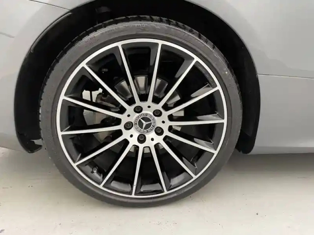 Mercedes Classe E coupé 220 d 9g-tronic — photo 19