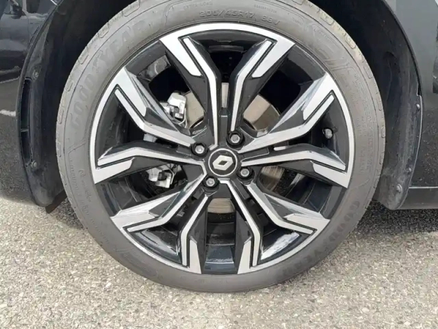 Renault Clio e-tech 140 - 21n — photo 6