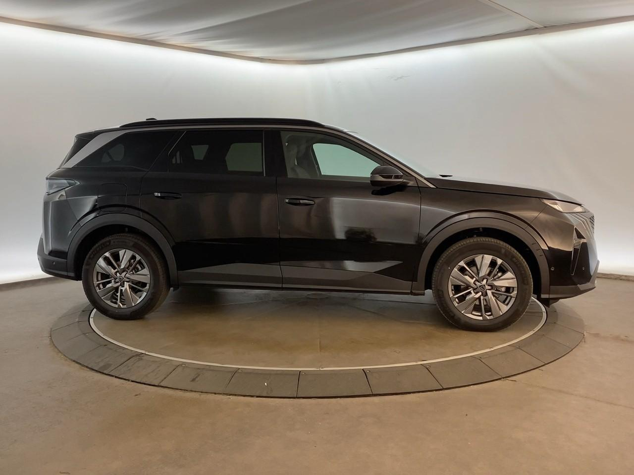 Peugeot 5008 hybrid 145 ch e-dcs6 allure — photo 4