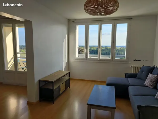 Appartement meublé 64 m² - 2 chambres - Vue Loire - Parking