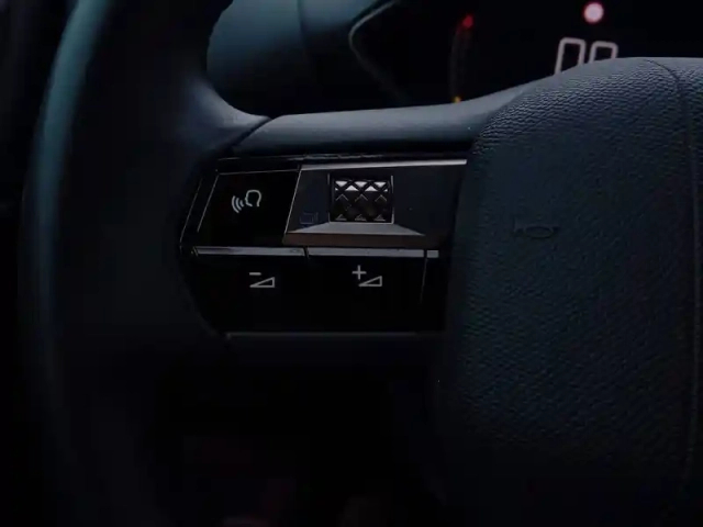 Ds Ds 3 crossback puretech 100 s&amp;s bvm6 — photo 56