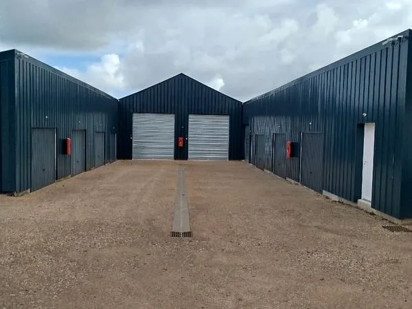 Garage 40 m2