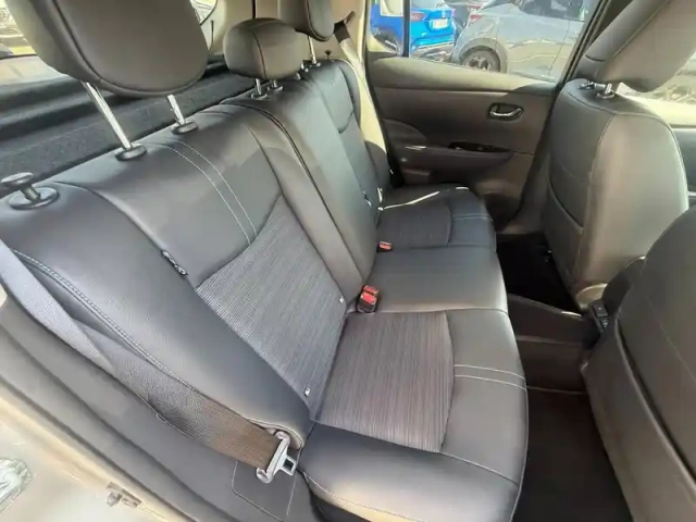 Nissan Leaf 150ch 40kwh n-connecta 22 — photo 9