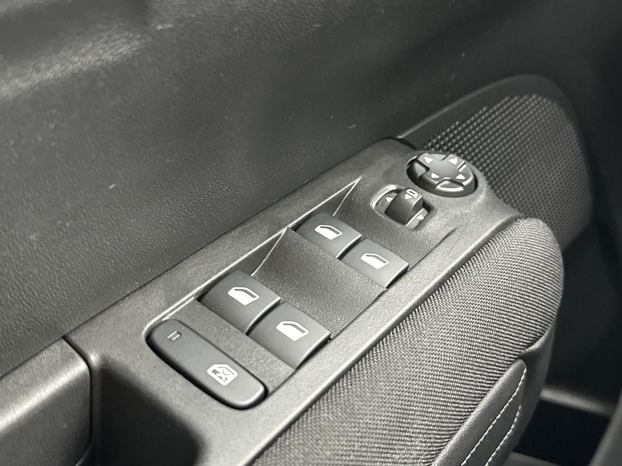 Citroën C3 Aircross puretech 130 s&s eat6 shine pack — photo 15