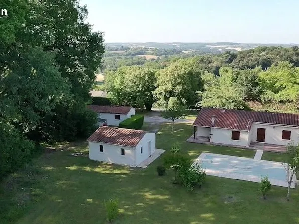 Propriété 7 pièces 150 m²