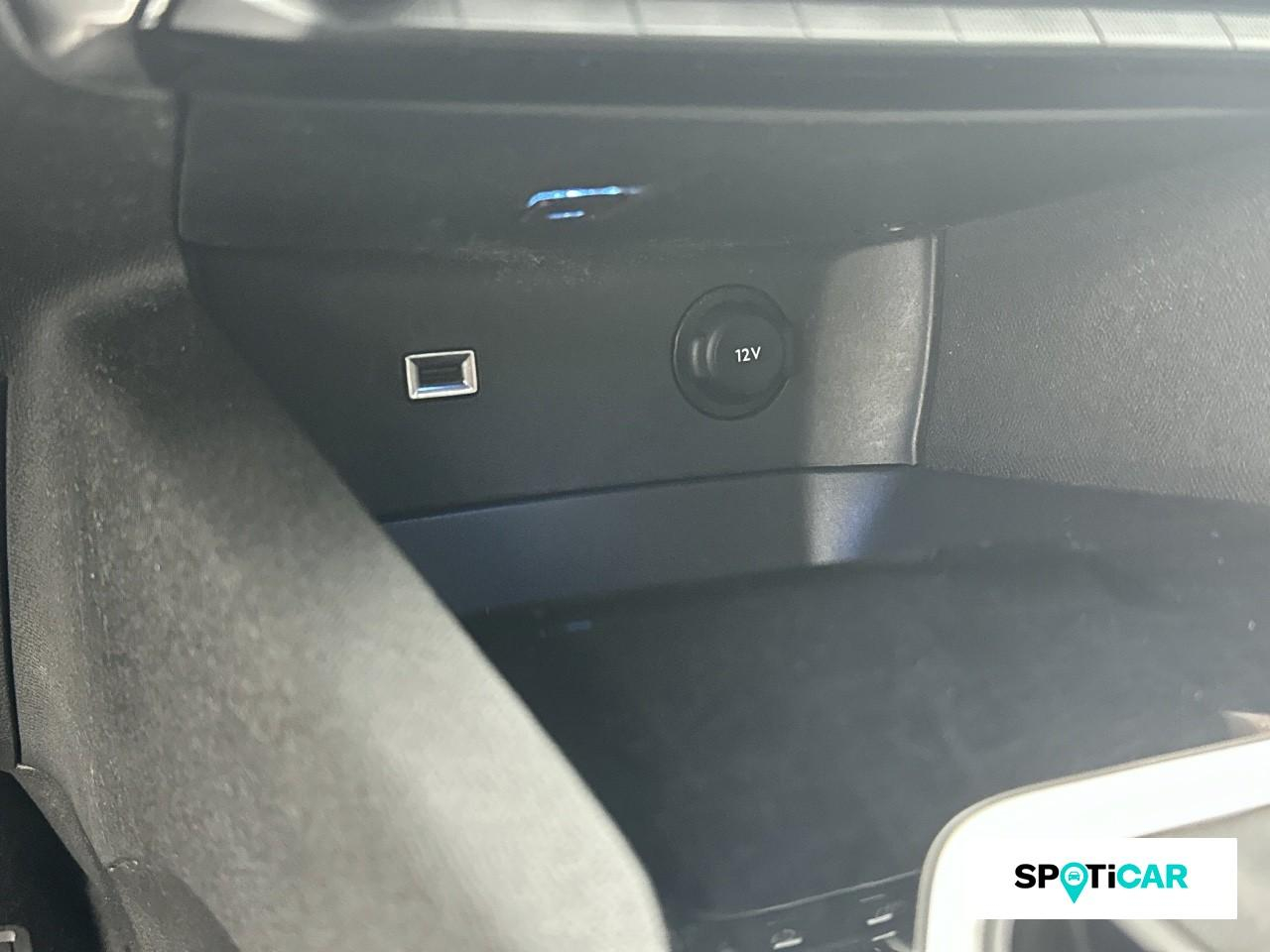 Peugeot 5008 1.2 puretech 130ch s&s style — photo 18