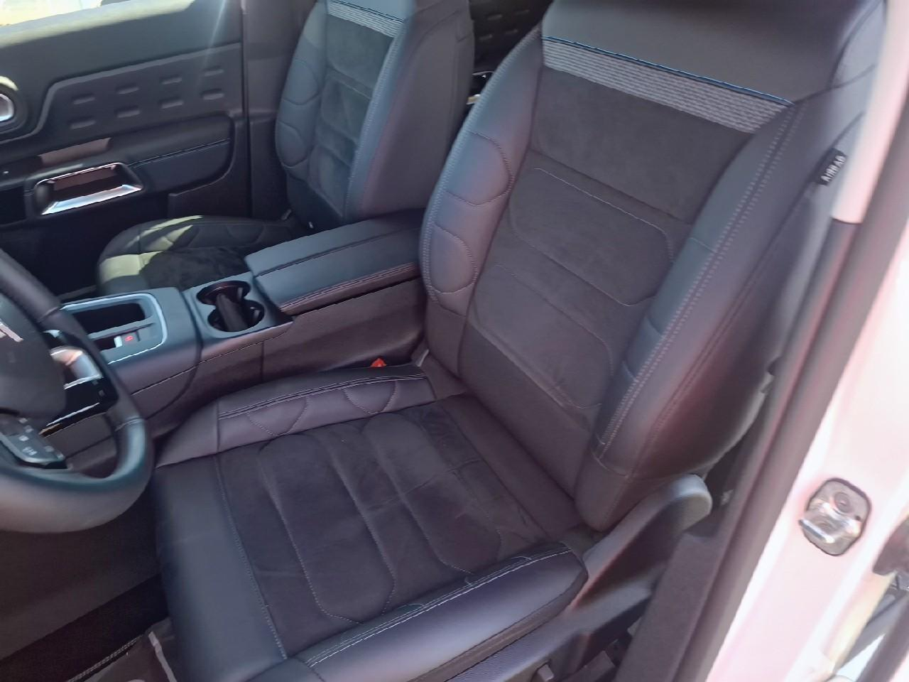 Citroën C5 Aircross hybrid rechargeable 225ch shine pack e-eat8 — photo 9