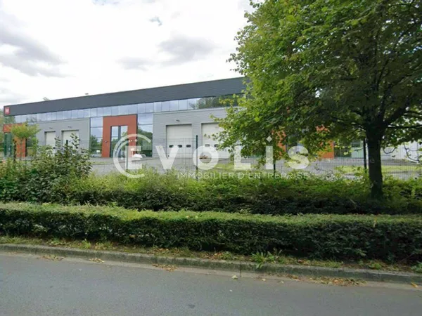 Local d'activité 400 m²