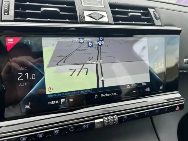 Ds Ds 7 crossback e-tense 4x4 300ch grand chic — photo 10