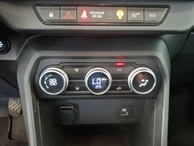 Dacia Jogger tce 110 5 places — photo 27