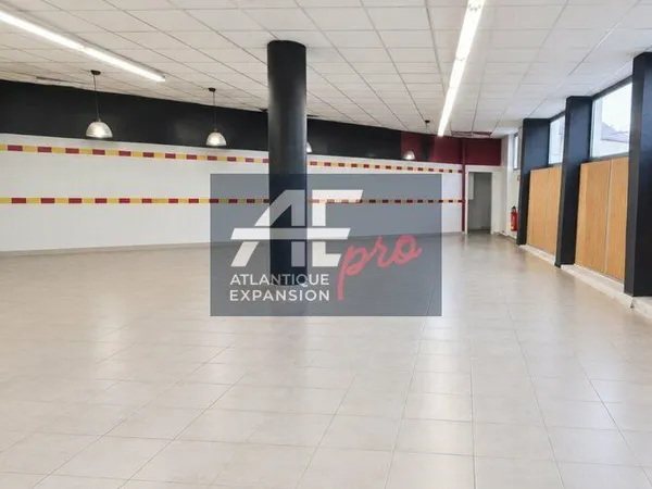 Local commercial 189 m² SAINT NAZAIRE
