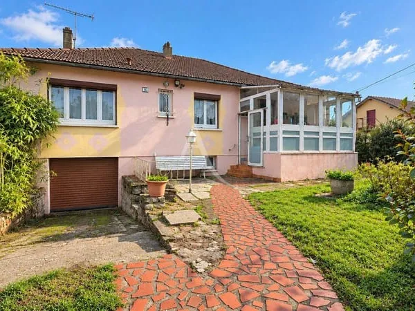 Maison de plain-pied 5 pièces 93 m²