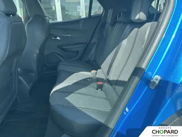 Peugeot 2008 electrique 136 ch — photo 10