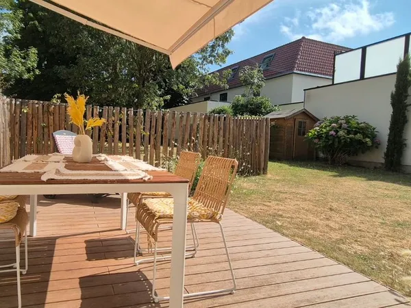 🏡 À VENDRE | ✨ Charmant appartement - 2 chambres, de 81 m² plain-pied avec jardin paysager de 90 m² 