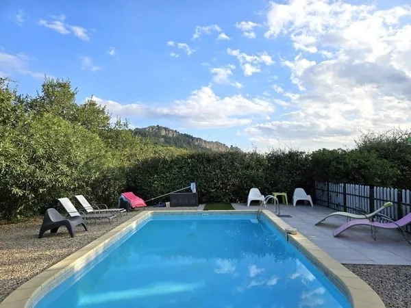 Villa 4 pièces 115 m²
