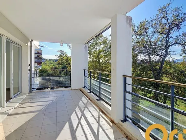 Appartement 4 pièces 107 m²