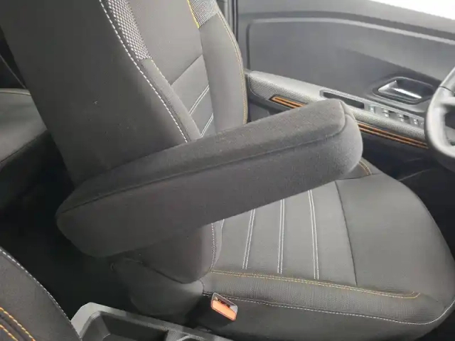 Dacia Sandero tce 90 - 22 — photo 30