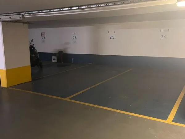 Location place de parking 13m2 situé entre Nation et Bastille
