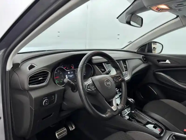 Opel Grandland X 1.5 diesel 130 ch bva8 elegance business 5p — photo 14
