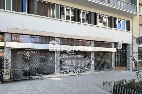 Bureau 95 m²