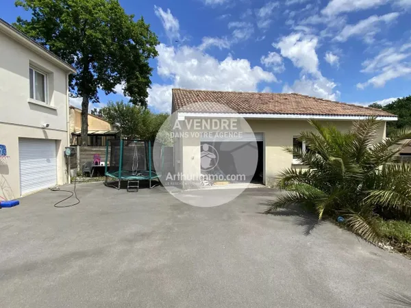 Maison 8 pièces 200 m²