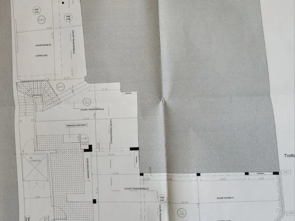Immeuble + fond de commerce