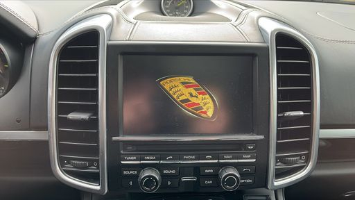 Porsche Cayenne S 3.0 416 e-Hybrid 4x4 Tiptonic 8 - Platinium – 2016 – 186234 km – Hybride rechargeable – Boîte Automatique — photo 57
