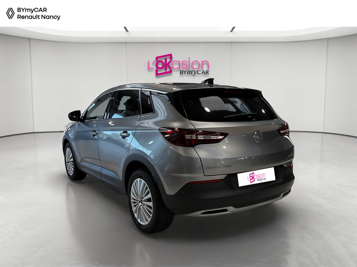 Opel Grandland X 1.6 D 120 ch BVA6 — photo 3