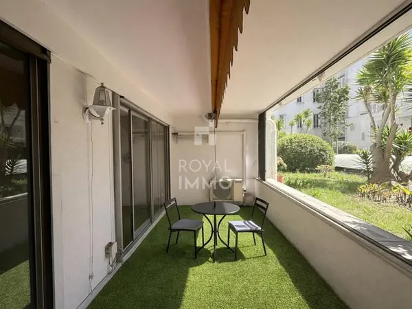 TOULON HAUTE VILLE T3 + TERRASSE