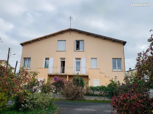 A louer appartement a l'étage