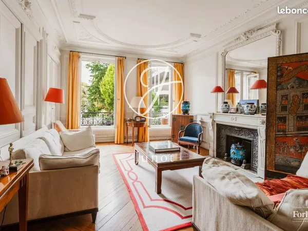 Appartement 6 pièces 127 m²