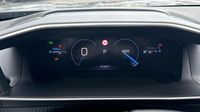 Peugeot 2008 1.2 PureTech 130ch S&S GT EAT8 — photo 10
