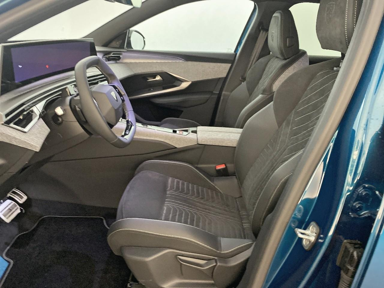Peugeot 3008 hybrid 145 e-dcs6 gt — photo 9