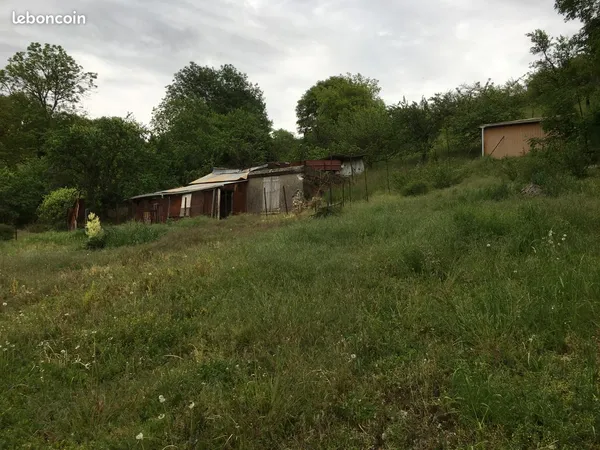 Bâtiments, verger et jardin 1900 m2