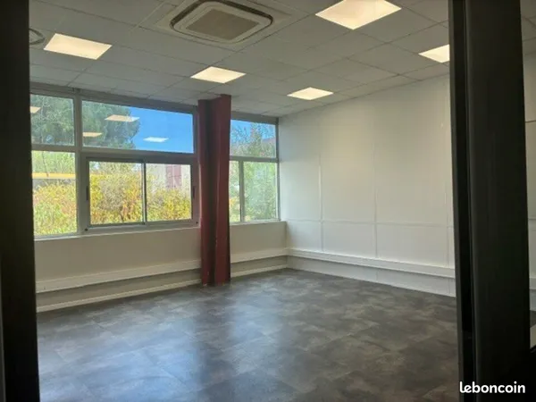 Bureaux 650 m² ALBI
