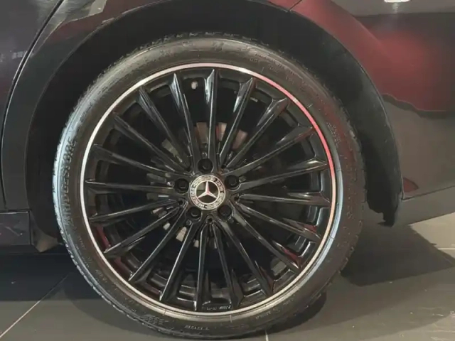 Mercedes Cla 200 d coupé amg line — photo 9