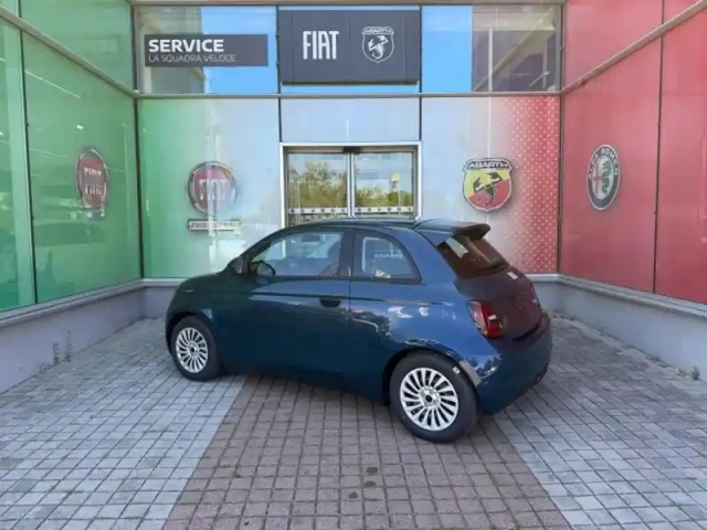 Fiat 500 e 95ch collezione my25 (certinergy 6000? déduit) — photo 4