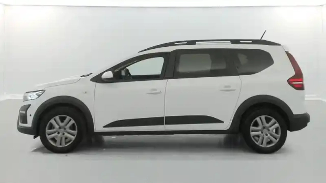 Dacia Jogger eco-g 100 7 places — photo 11