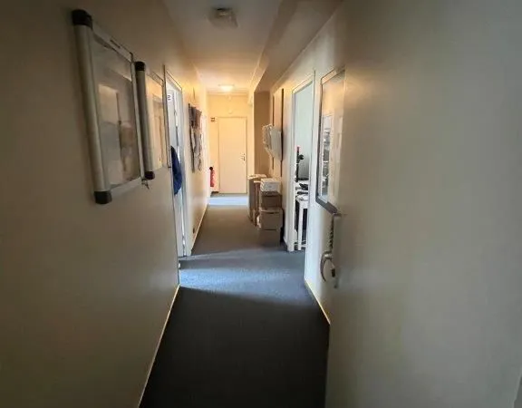 Bureaux 243 m²