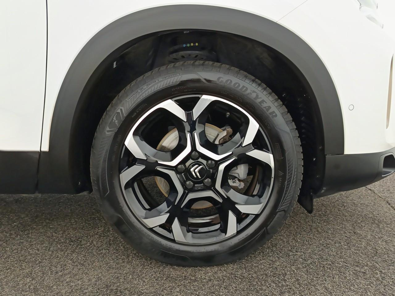 Citroën C5 Aircross puretech 130 s&s eat8 c-series — photo 11