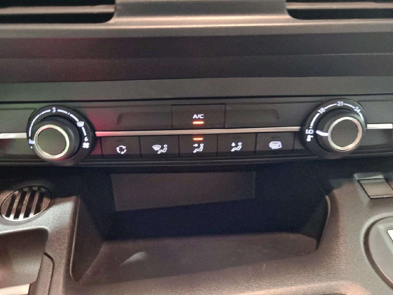 Citroën Berlingo ca repliable xl diesel 130 ch aut. — photo 26