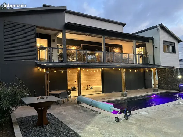Villa 5 pièces 200 m²