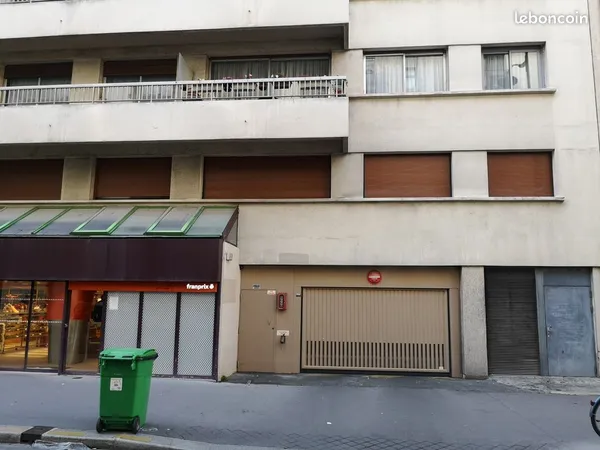 Loue Place de parking Paris 15, Plumet